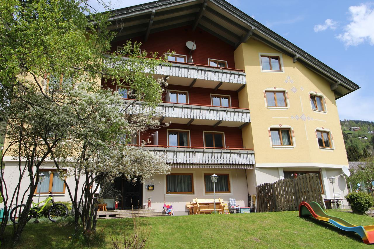 Roza'S Nest By Isa Badkleinkirchheim Apartment Bad Kleinkirchheim Ngoại thất bức ảnh